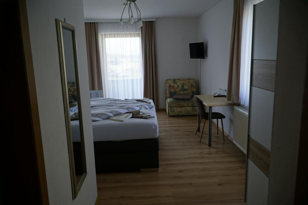 Pension-Ferienwohnung Rotar Faak am See Dış mekan fotoğraf