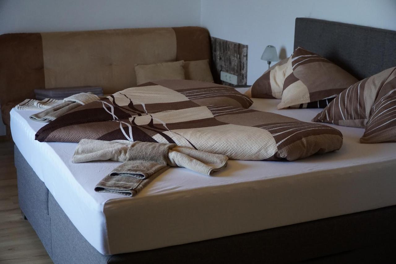 Pension-Ferienwohnung Rotar Faak am See Dış mekan fotoğraf