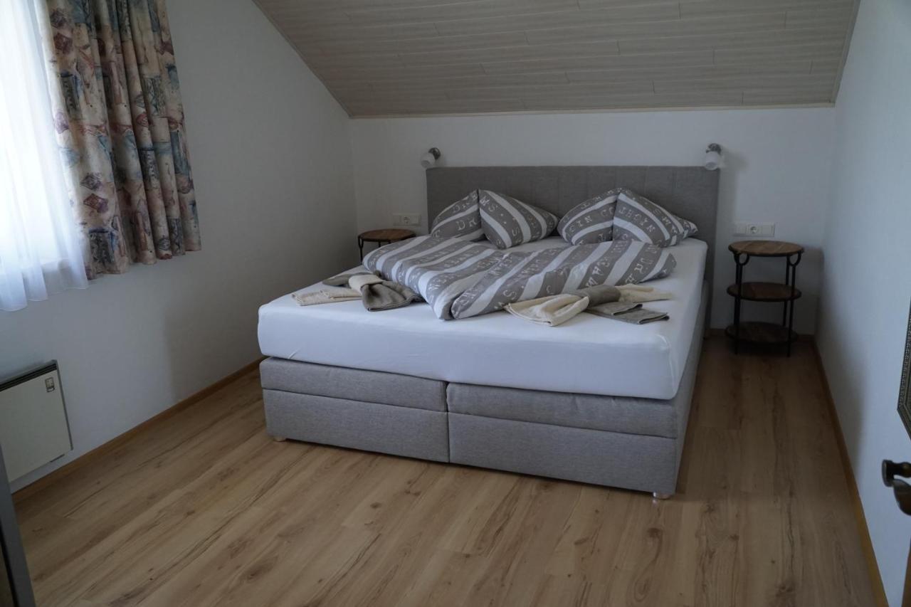 Pension-Ferienwohnung Rotar Faak am See Dış mekan fotoğraf
