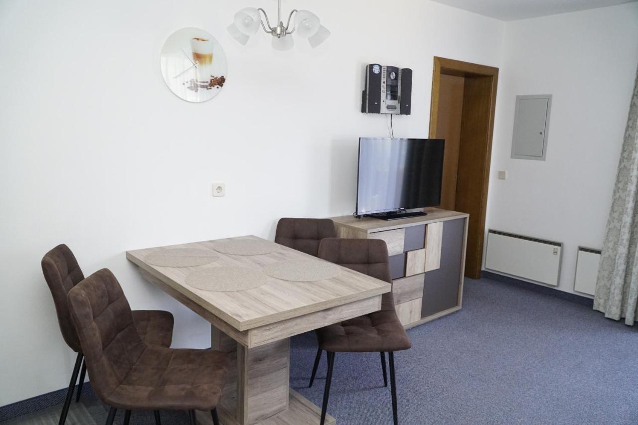 Pension-Ferienwohnung Rotar Faak am See Dış mekan fotoğraf