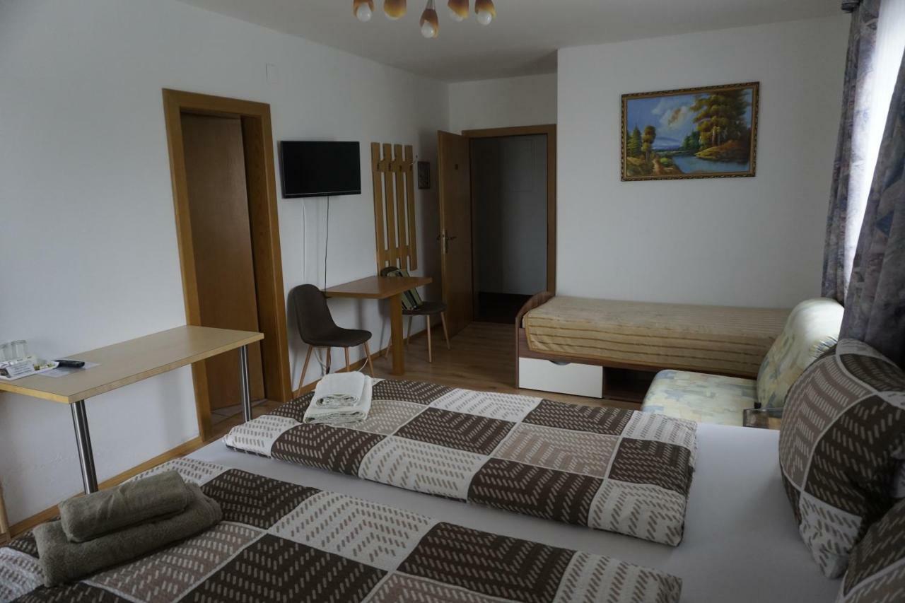Pension-Ferienwohnung Rotar Faak am See Dış mekan fotoğraf